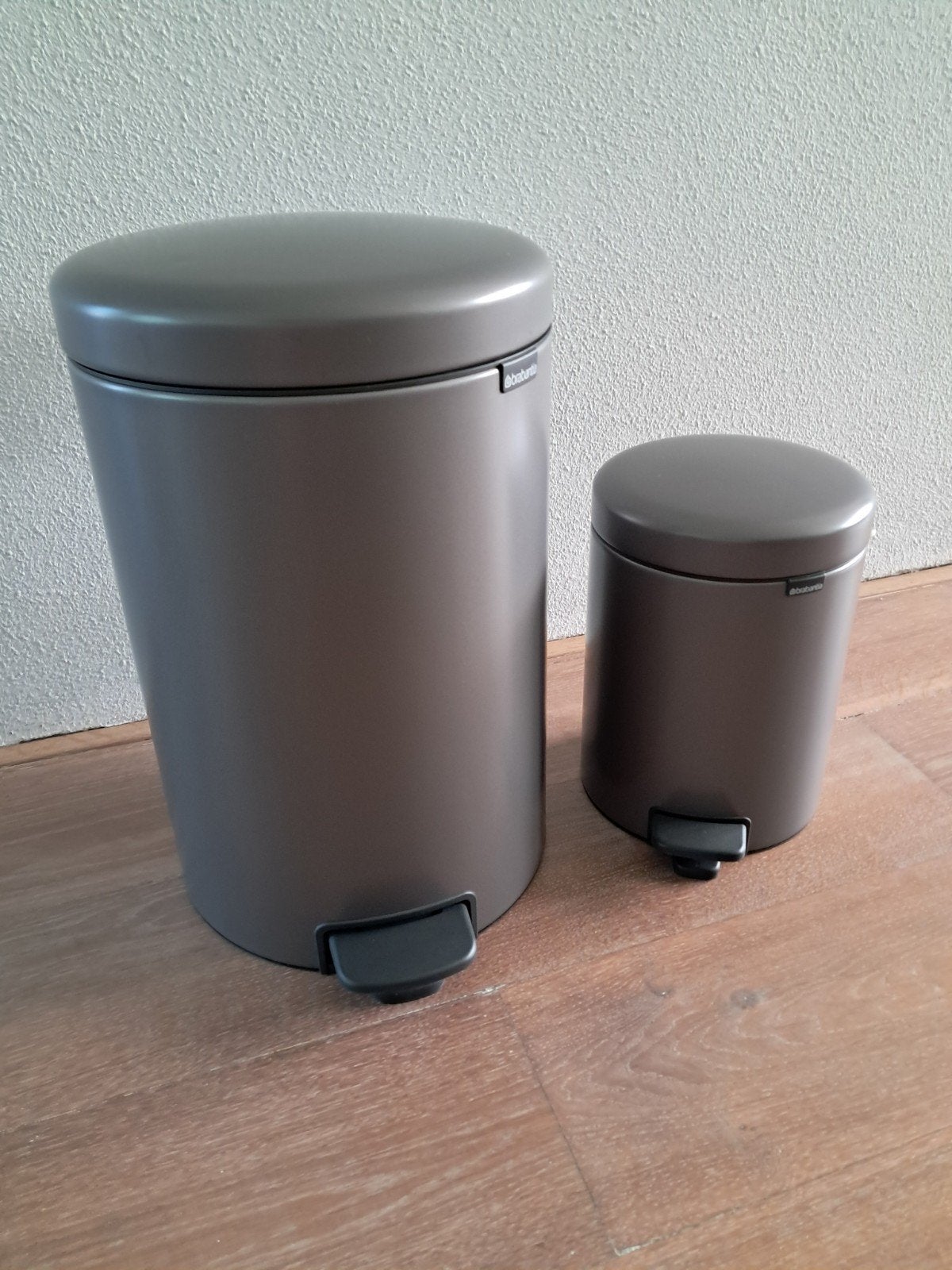 Brabantia NewIcon prullenbakken, Huis en Inrichting, Woonaccessoires | Prullenbakken, Ophalen, Gebruikt