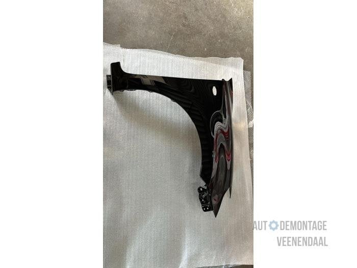 Scherm rechts-voor van een Suzuki Swift (CWE), -, -, Nieuw, Ophalen of Verzenden