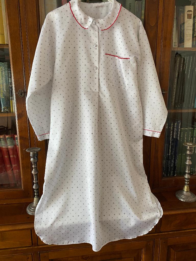 nachtkleed dames maat 44, Kleding | Dames, Pyjama's, Le Chat, Ophalen of Verzenden, Zo goed als nieuw, Maat 42/44 (L)