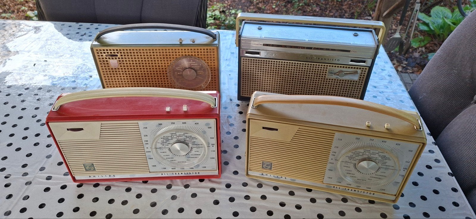 Philips lotje transistor plank radio,s jaren 60 mooie spul., Antiek en Kunst, Ophalen