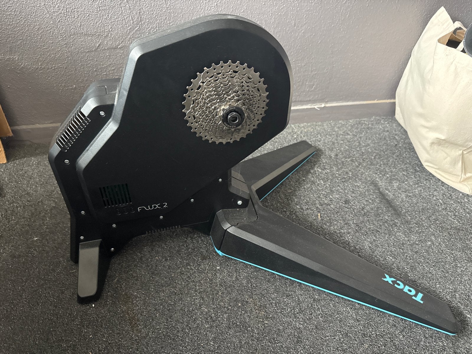 Tacx Flux 2 Smart Trainer met extra’s, Ophalen, Overige typen, Staal, Zo goed als nieuw