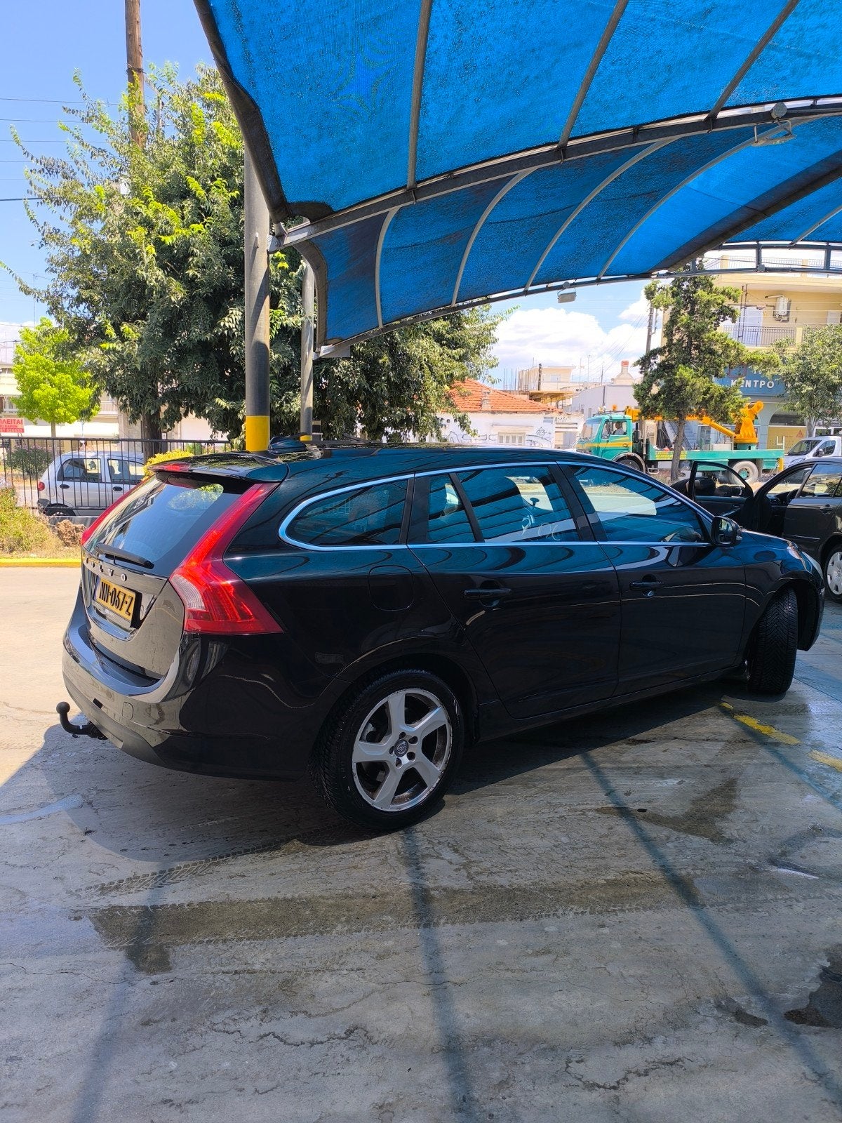 Volvo V60 1.6 Summum Start/stop 115pk Automaat Leder 2013, Auto's, Euro 5, 4 cilinders, Zwart, Leder