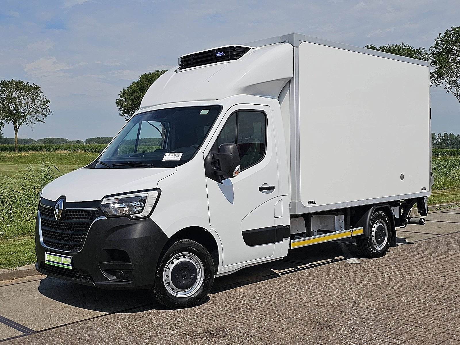 RENAULT MASTER 2.3 koelwagen laadklep!, Navigatiesysteem, Gebruikt, Euro 6, 2880 kg