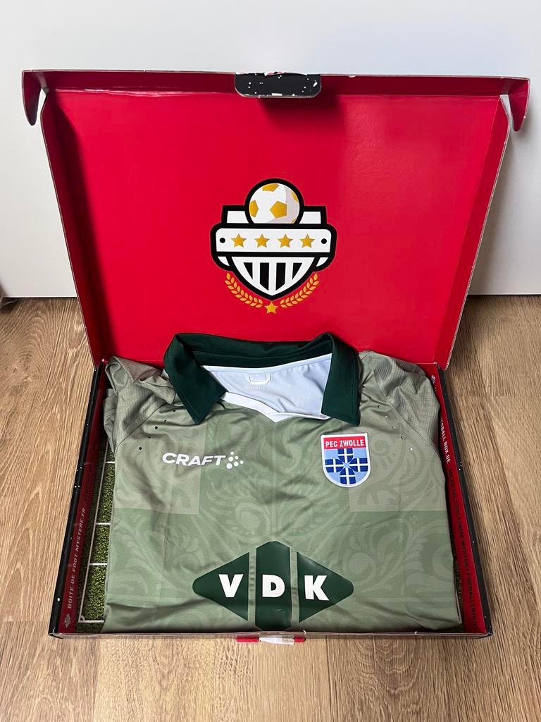 PEC Zwolle shirt (maat 146) - Nieuw in Mystery Box, Maat XS of kleiner, Ophalen of Verzenden, Nieuw, Shirt