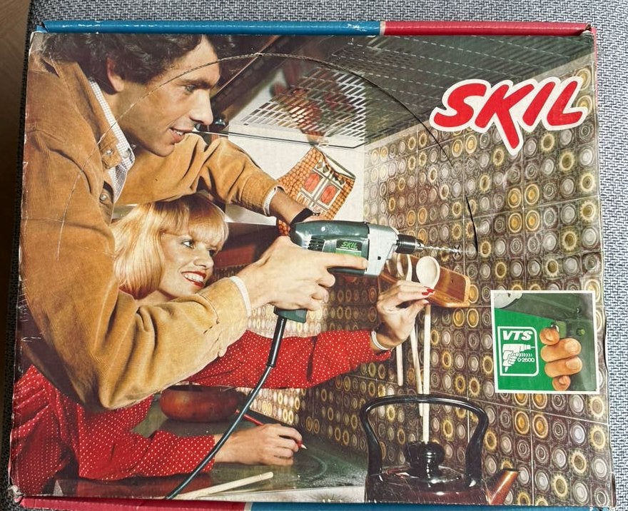 Vintage SKIL Boormachine 1439H-T1 met accessoires, Boormachine, Gebruikt, Variabele snelheid, Ophalen of Verzenden