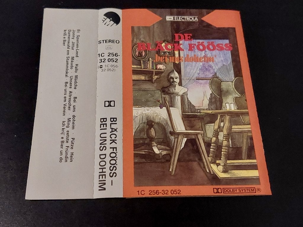 BLÄCK FÖÖSS - BEI UNS DOHEIM (MC), 1 bandje, Ophalen of Verzenden, Zo goed als nieuw, Origineel