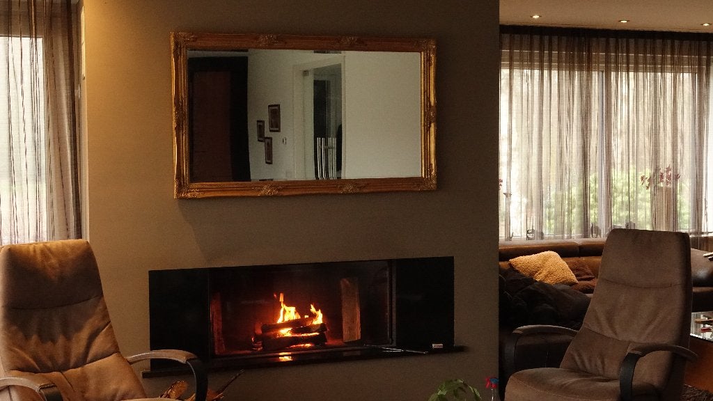 Grote vintage spiegel in goudkleurige barokstijl., Huis en Inrichting, Ophalen of Verzenden, Zo goed als nieuw, 75 tot 100 cm