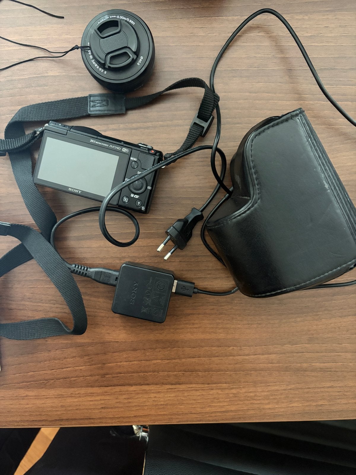 Sony Alpha a5000 Systeemcamera met lens en accessoires