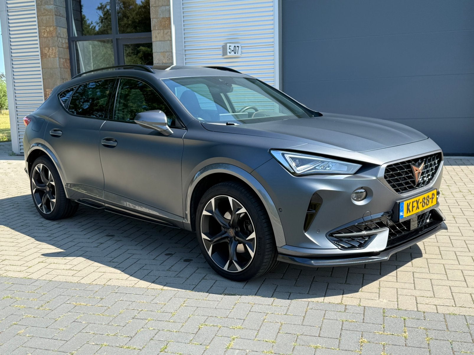 Cupra Formentor 1.5 TSI Dsg-7 mat Grijs sport Beats Pano VZ, 1498 cc, Zwart, 4 cilinders, Formentor