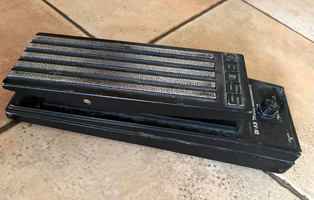 Boss EV10 expression pedal, Muziek en Instrumenten, Ophalen, Gebruikt