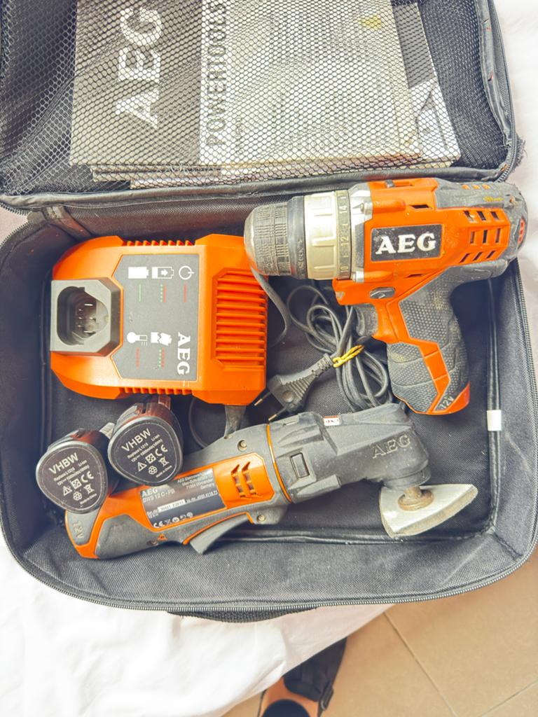 AEG Boor- en Schroefmachine met Multitool Set, Ophalen of Verzenden, Gebruikt