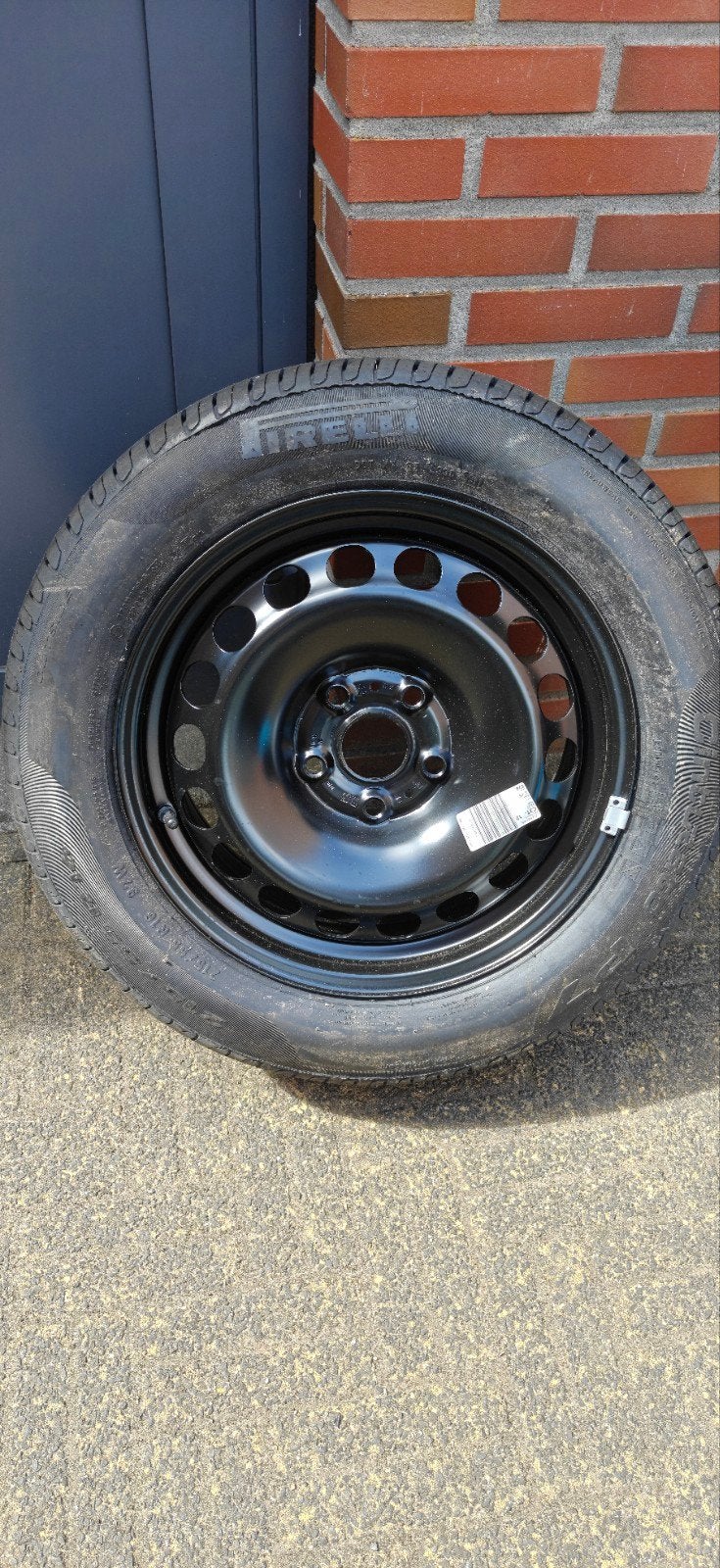 Pirelli Zomerband op stalen velg, Ophalen, Nieuw