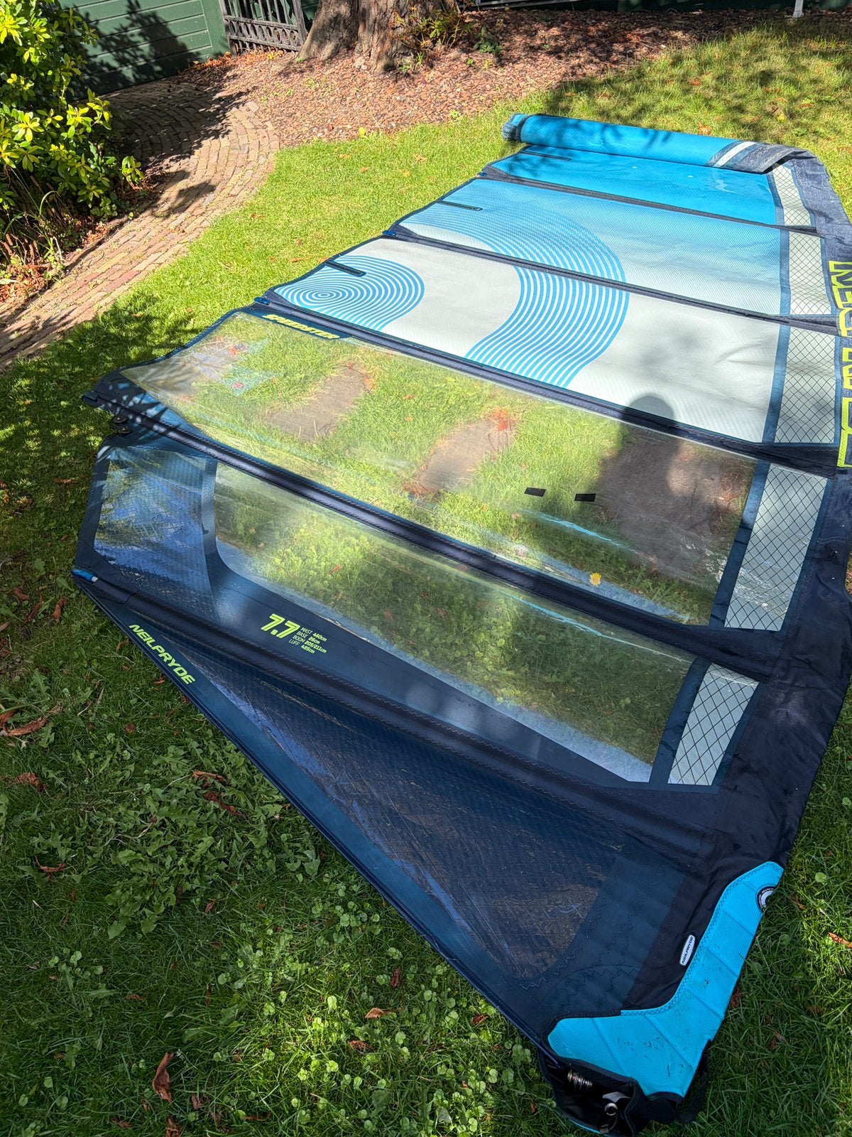 Neilpryde Speedster 7.7 freeride freerace topper !, Watersport en Boten, Windsurfen, Ophalen, Zo goed als nieuw, Zeil