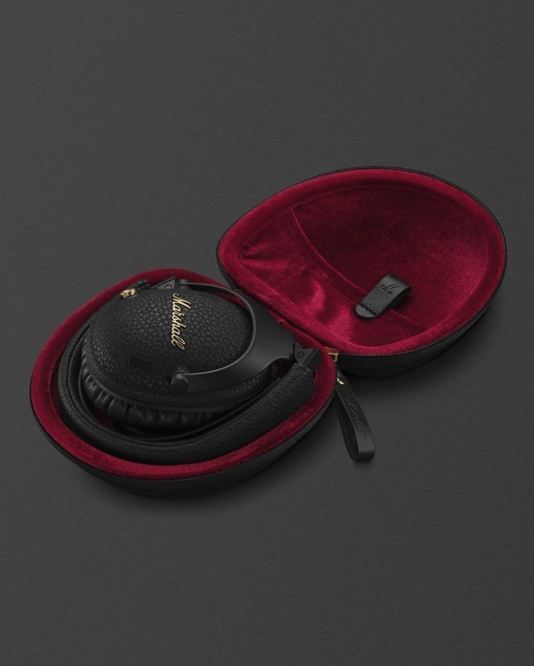 Gezocht: Hard case voor Marshall Monitor III ANC, Ophalen, Zo goed als nieuw, Marshall, Zwart