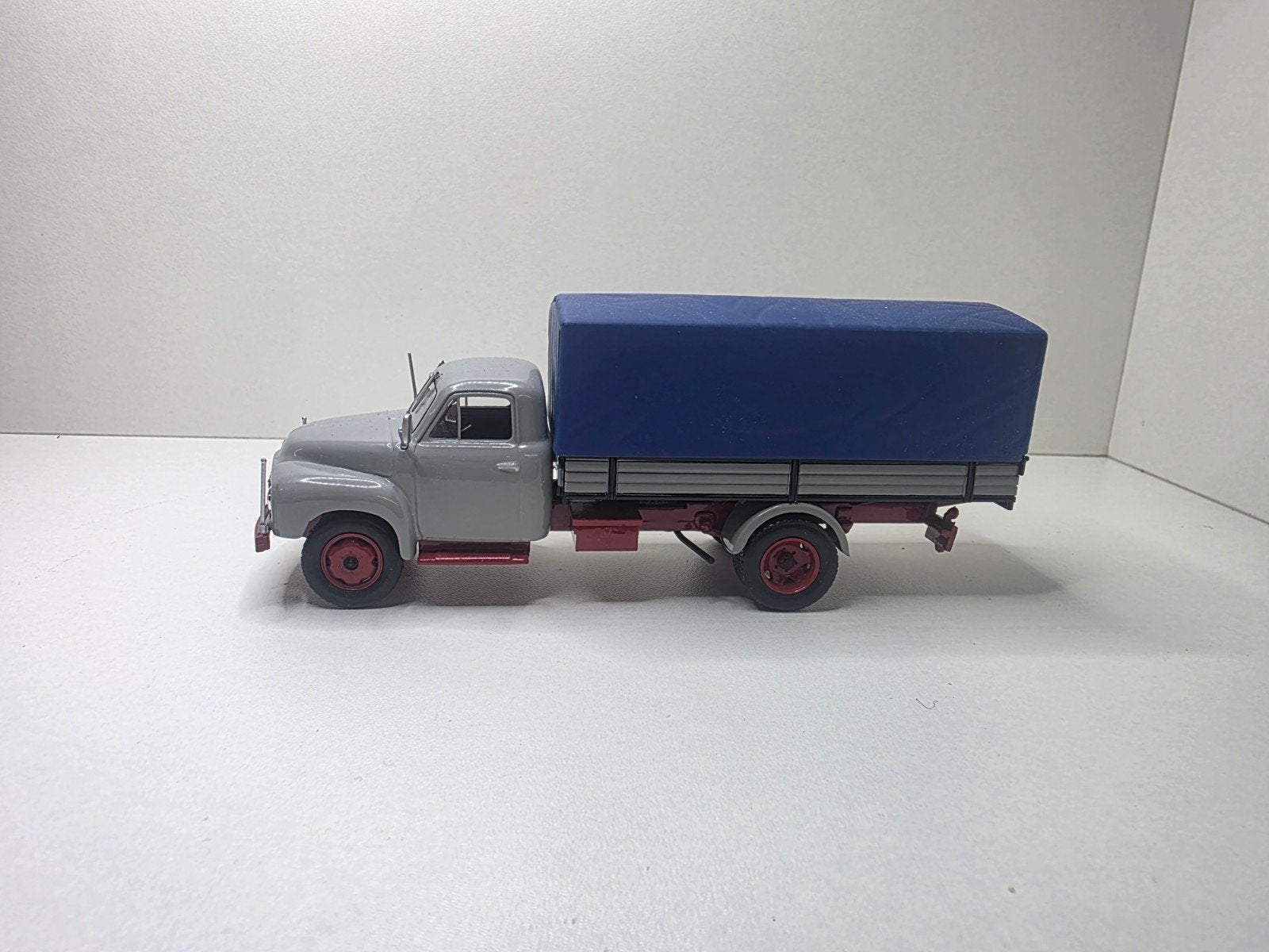 opel blitz, Ophalen of Verzenden, Zo goed als nieuw, Auto
