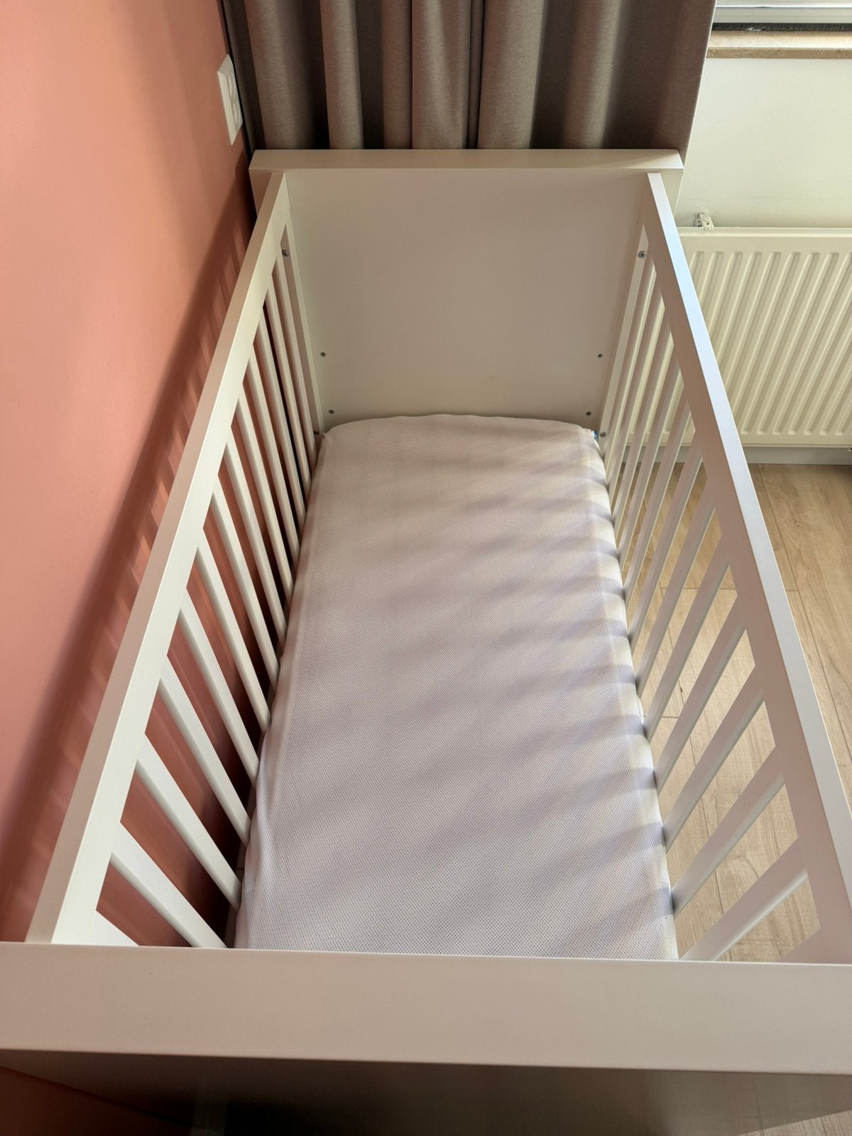 Foto 2 van Kidsmill Bright Diamond ledikant 120x60 + matras & Aerosleep