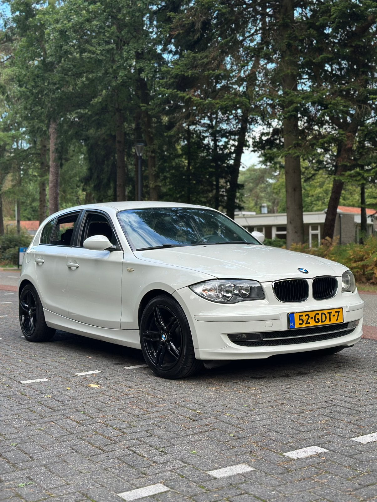 BMW 1-Serie 1.6 116I 5DR 2008 Wit, Auto's, 1-Serie, Achterwielaandrijving, 1599 cc, 4 cilinders