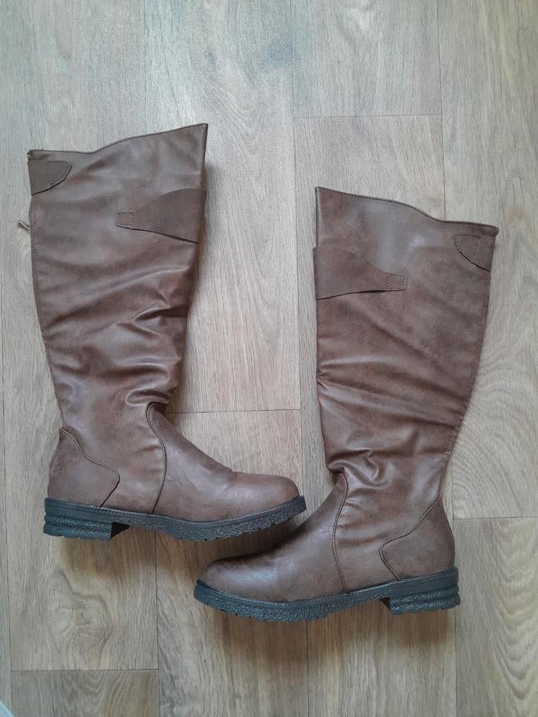 Outdoor dames knielaarzen maat 42 (valt als 41) bruin, nieuw, Hoge laarzen, Bruin, Nieuw, Ophalen of Verzenden
