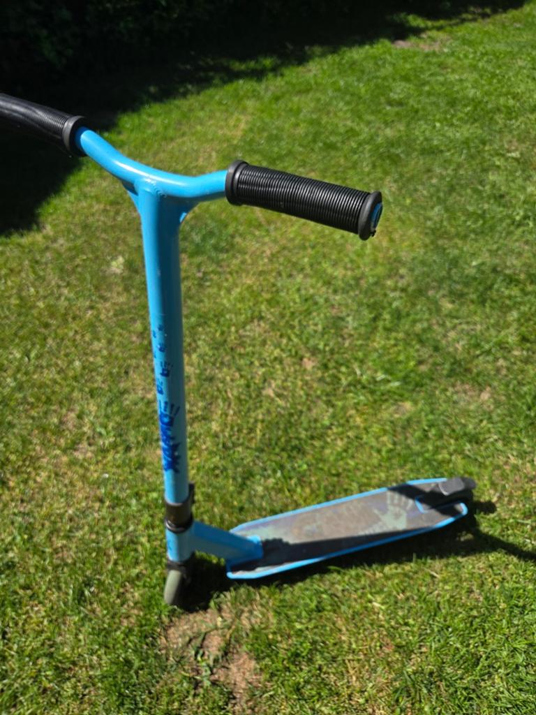 Stunt step, Fietsen en Brommers, Steps, Ophalen, Gebruikt, Gewone step
