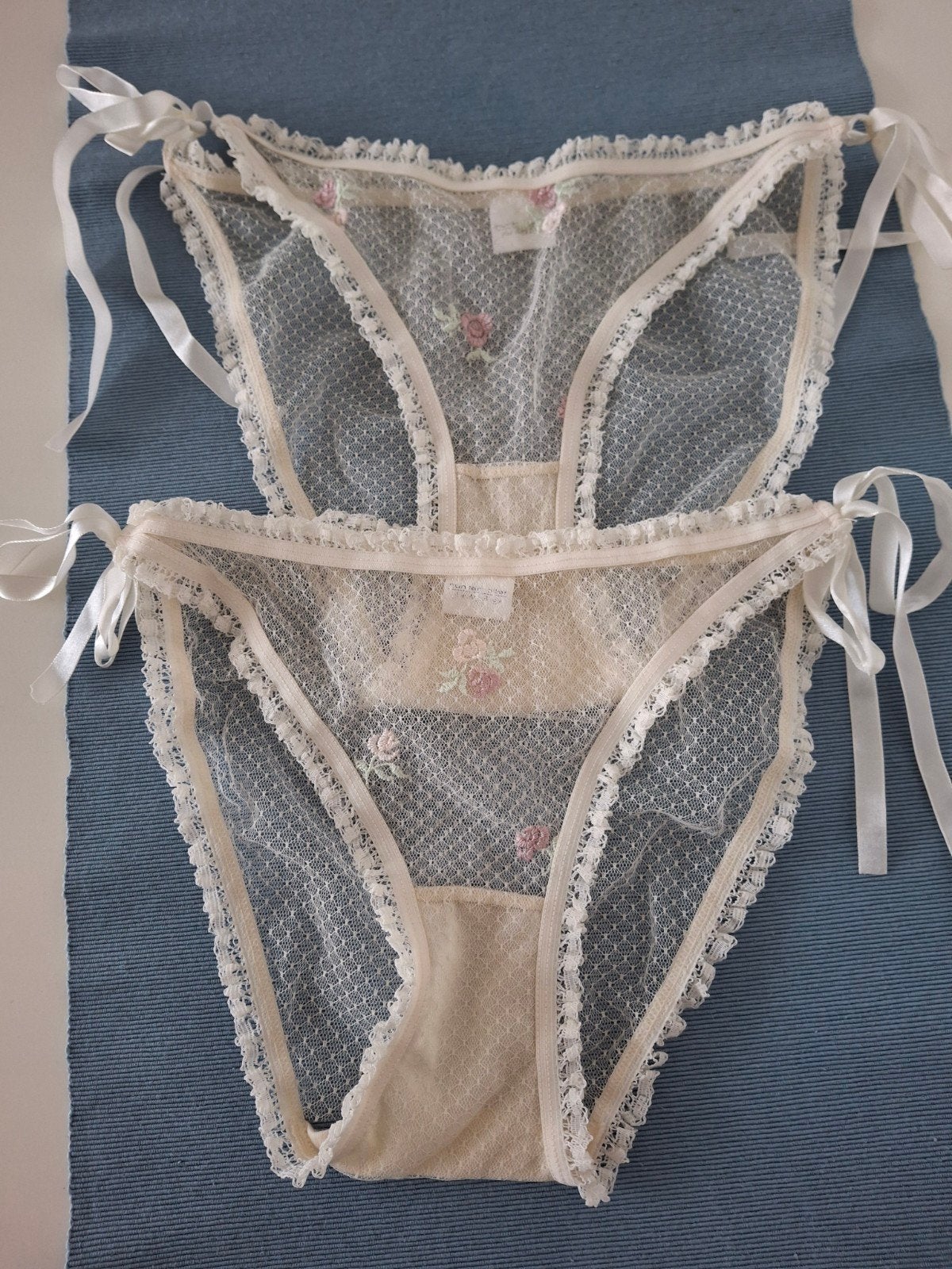 Nieuw setje van twee Hunkemöller slips-Maat S, Hunkemöller, Ophalen of Verzenden, Overige kleuren, Setje