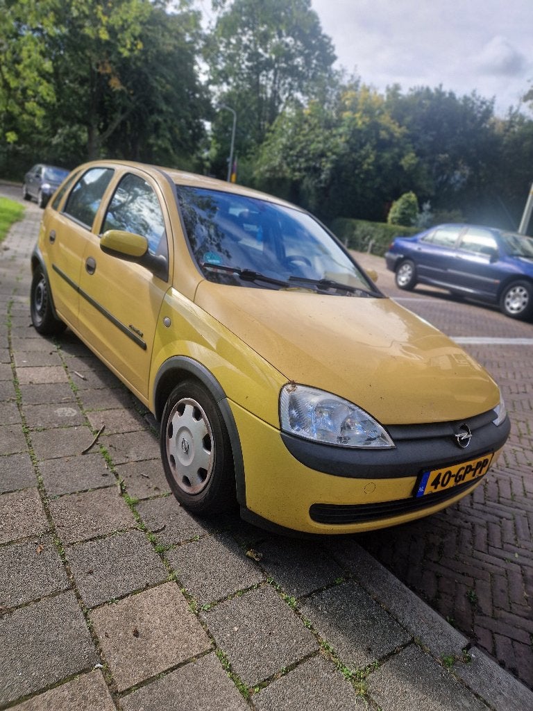 Opel Corsa 1.0 12V 5D 2001 Geel / Projectauto, Particulier, Te koop