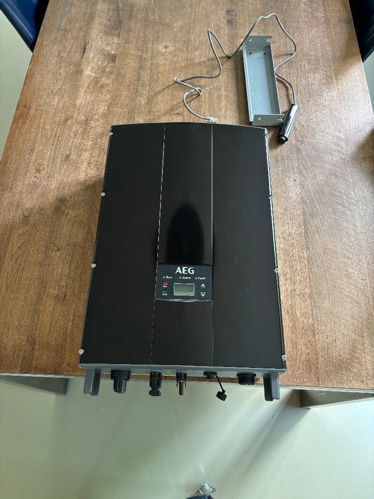 AEG Omvormer AEG AS-8000-2 3 fase omvormer 8 kW, Ophalen, Gebruikt, Overige typen, 200 wattpiek of meer