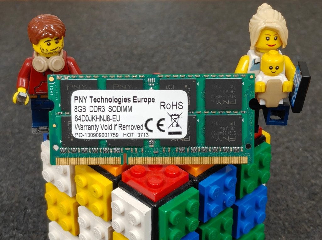 PNY 64D0JKHNJ8-EU 8GB DDR3 SODIMM Geheugen, Computers en Software, RAM geheugen, 8 GB, DDR3, Ophalen of Verzenden, Zo goed als nieuw