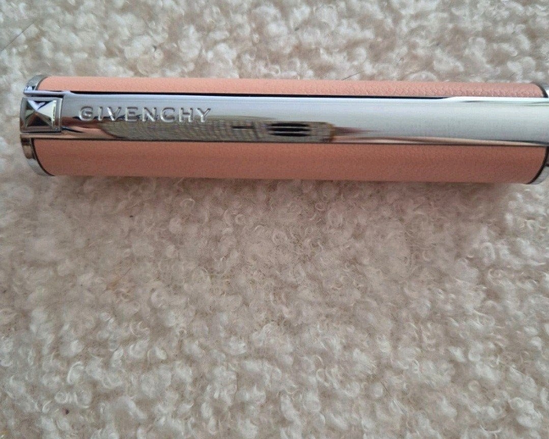 Givenchy Rouge Perfecto 202 Fearless Pink! Makeup, kleding, Ophalen of Verzenden, Nieuw, Lippen, Make-up