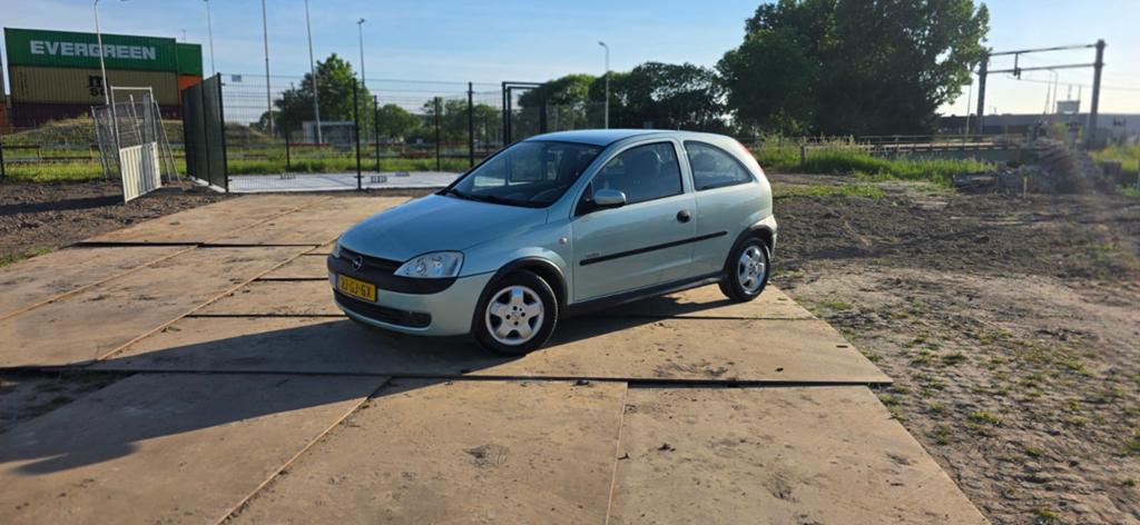 Opel Corsa 1.2 16V 3D 2000 Groen, Auto's, Opel, Particulier, Corsa, Airbags, Airconditioning, Alarm, Centrale vergrendeling, Electronic Stability Program (ESP)