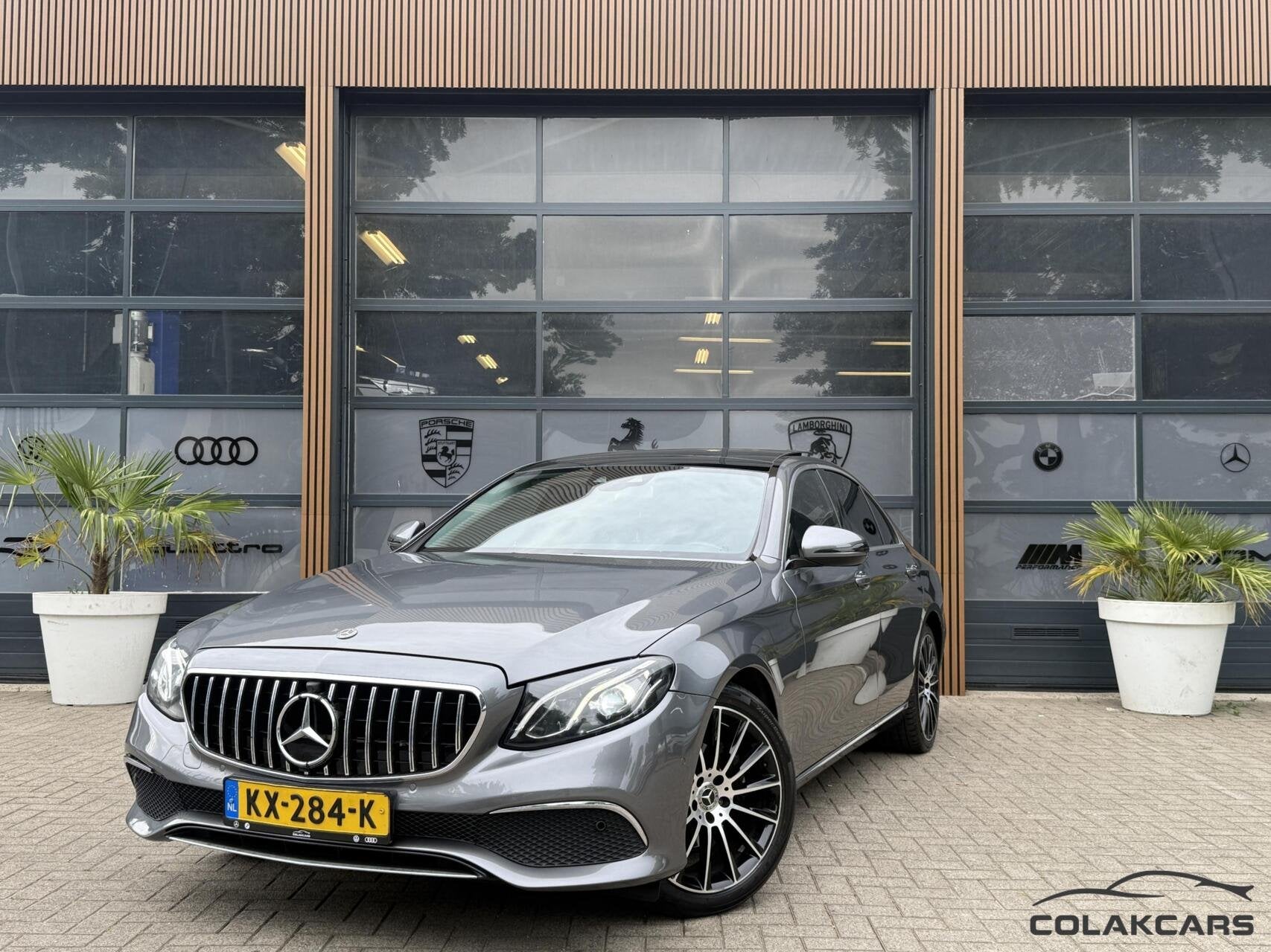 Mercedes-Benz E-Klasse 220 d AMG|Pano|Head-Up|Widescreen|NAP, Auto's, Automaat, Achterwielaandrijving, Gebruikt, 4 cilinders