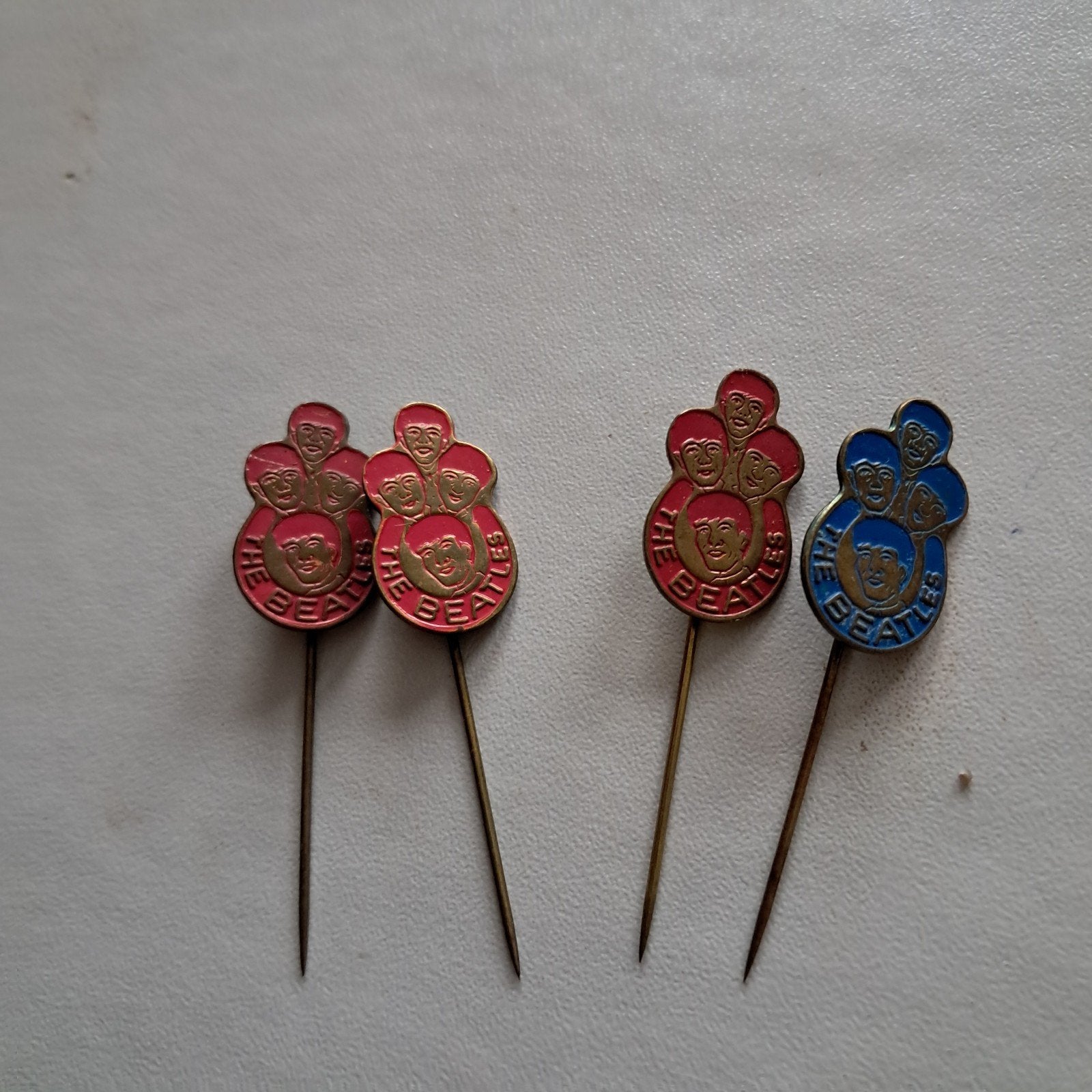 Beatles speldjes, Verzamelen, Ophalen of Verzenden, Gebruikt