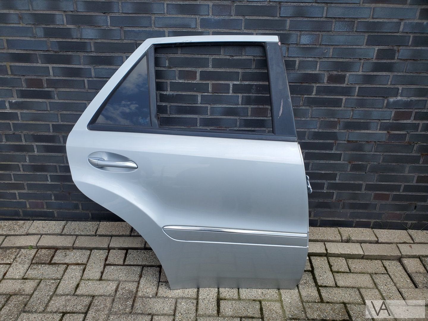 Mercedes ML W164 2005 - 2012 deur portier rechts achter €100, Gebruikt, -, Deur, Achter