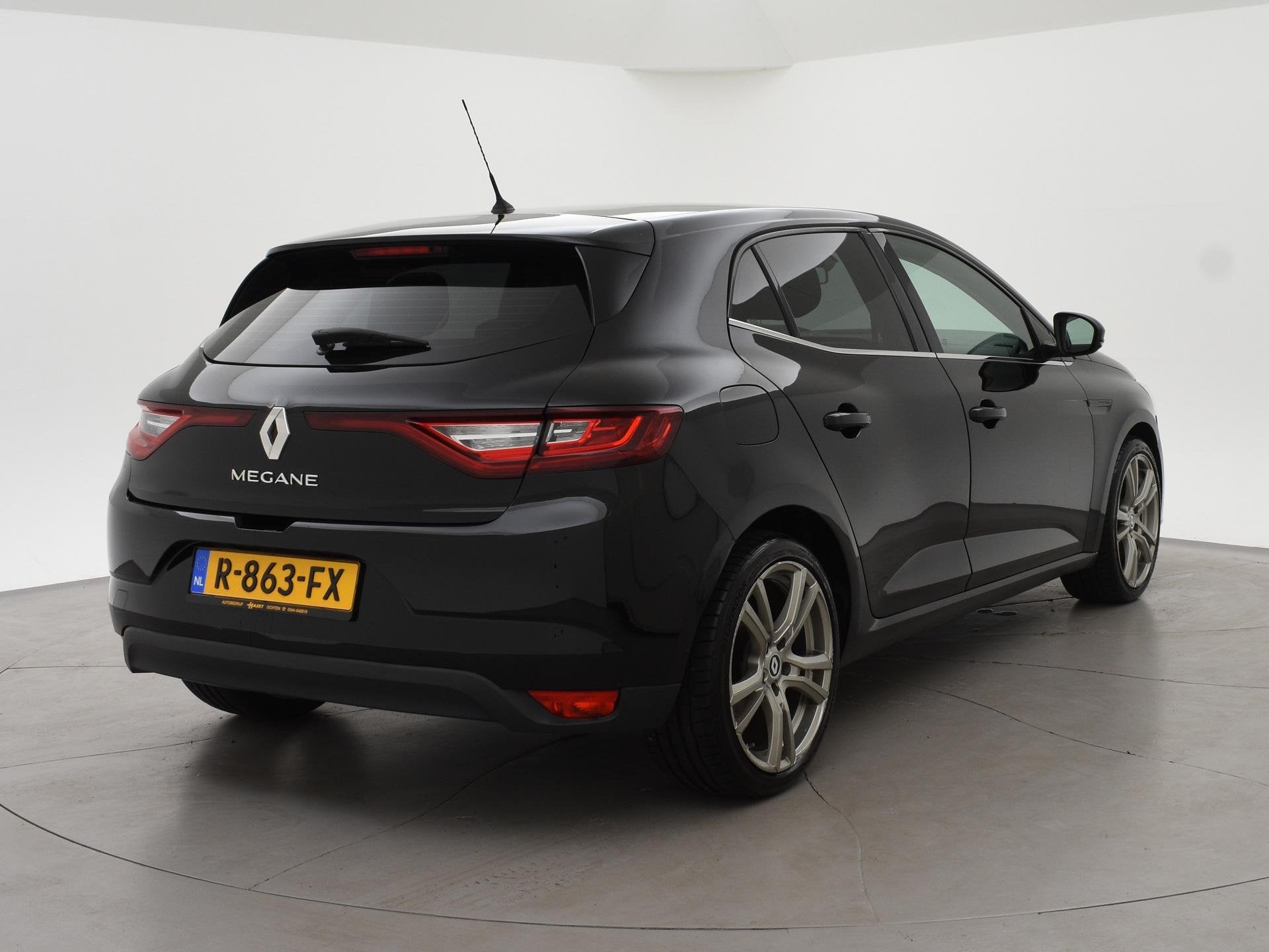 Renault Mégane 1.2 TCe 100 PK + 18 INCH LMV | NAVIGATIE | D, Voorwielaandrijving, Gebruikt, Euro 6, 4 cilinders