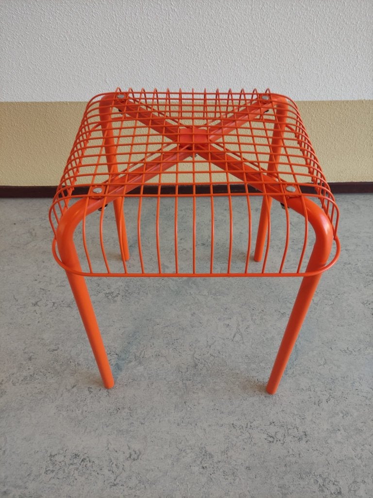 Vintage oranje krukje IKEA, Huis en Inrichting, Krukjes, Ophalen, Zo goed als nieuw, IJzer
