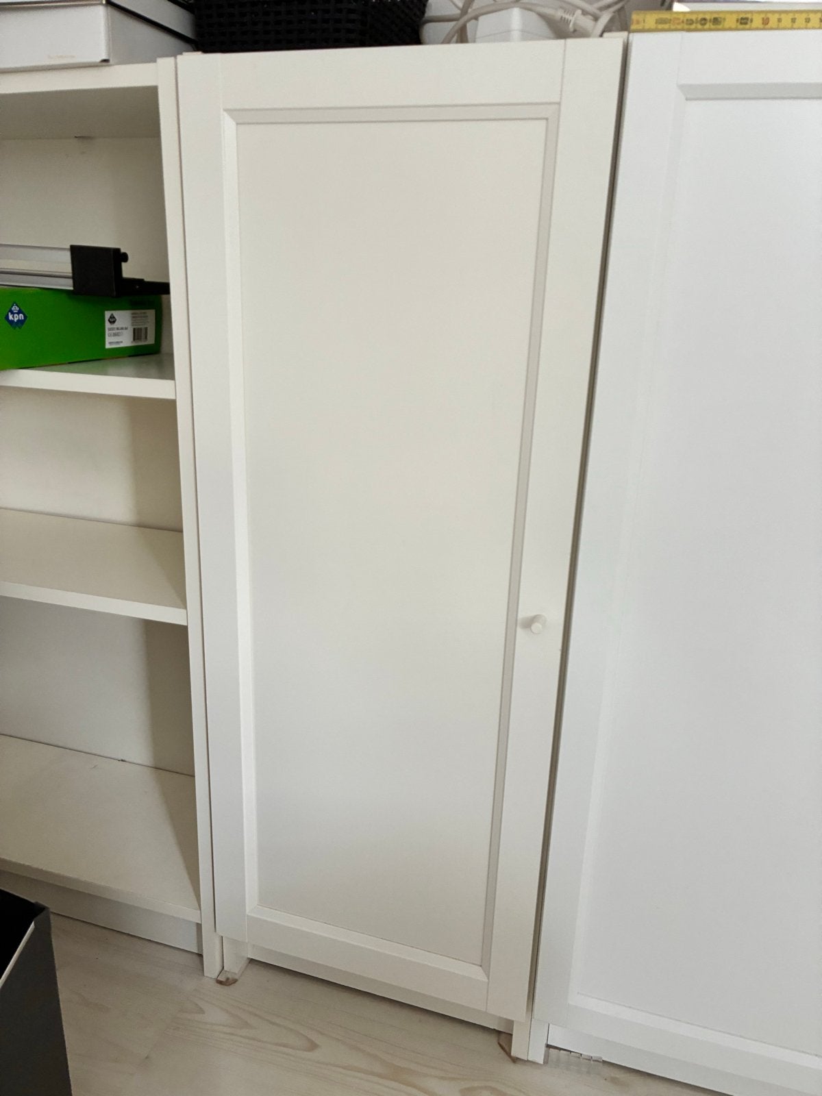 Witte kast met planken en deur, Ophalen, Gebruikt