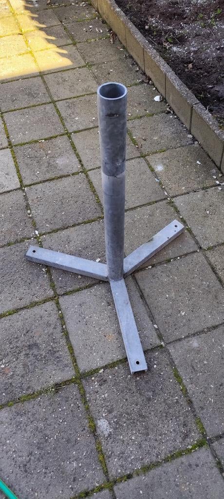 Stevige parasolvoet van metaal 75 cm hoog, Tuin en Terras, Parasols, Parasolvoet, Minder dan 1 meter, Ophalen