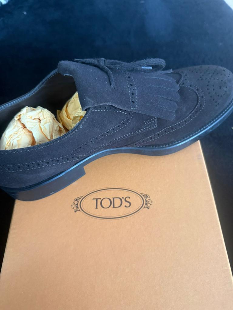 Schoenen heten TODS suede bruin nieuw maat 10,5maat, Ophalen of Verzenden, Nieuw, Bruin