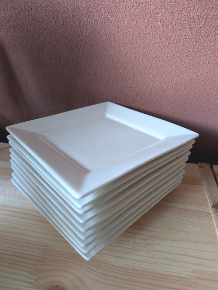 9 witte vierkante gebak-/dessertbordjes van Xenos, Ophalen, Bord(en)