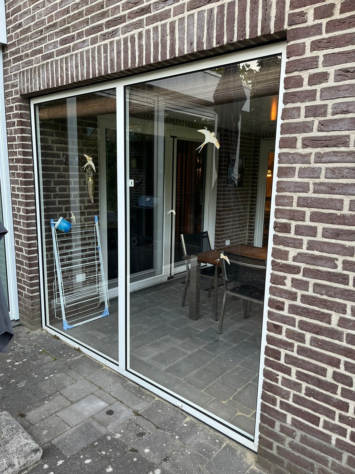 Gratis 2x kunstof kozijn met glas, Ophalen, Kunststof, Gebruikt, Raamkozijn
