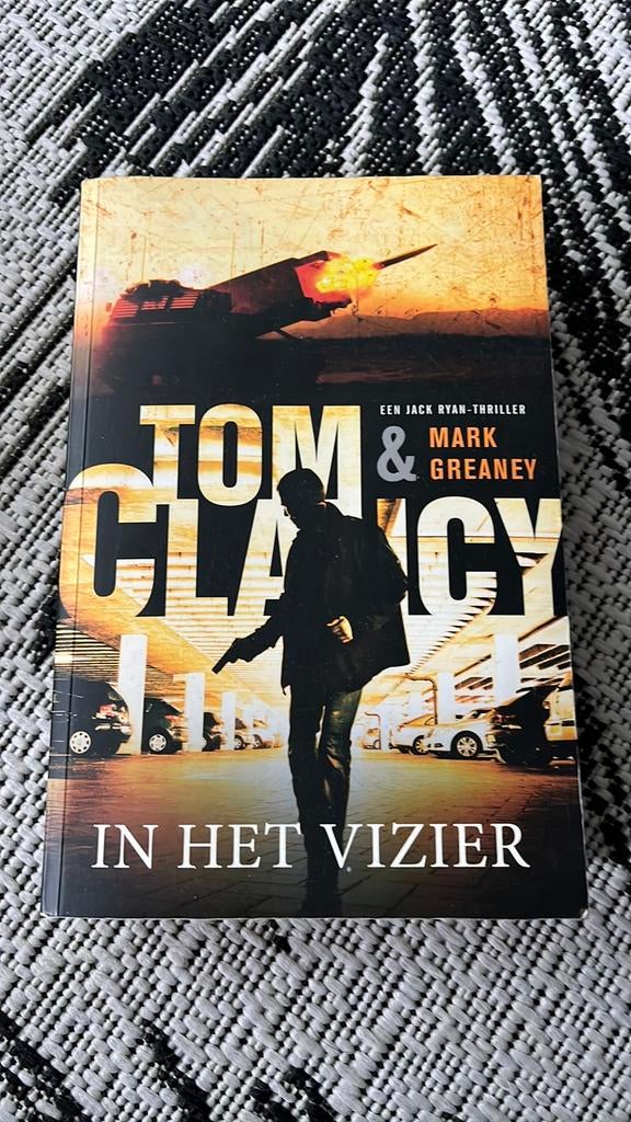 Boek In het vizier te koop, Boeken, Ophalen of Verzenden, Gelezen