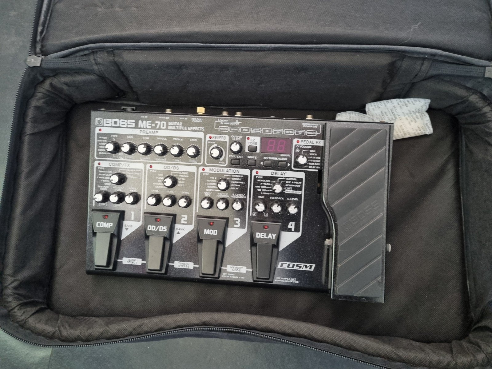 Boss ME70 effectpedaal met draagtas, Ophalen, Gebruikt