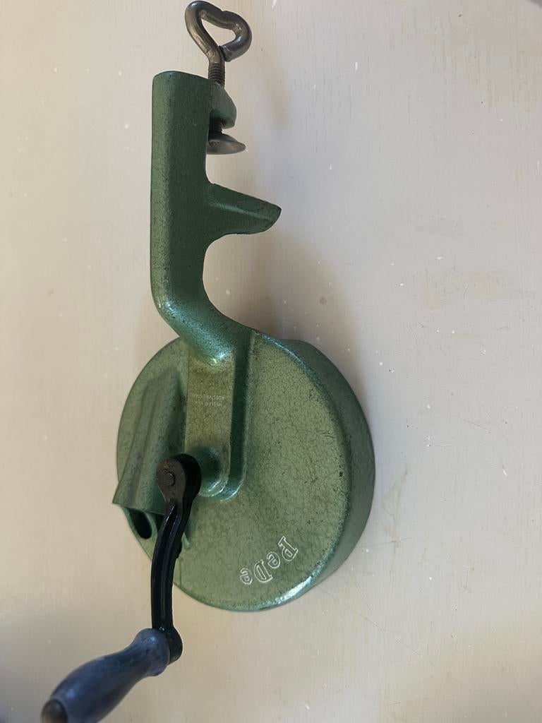 Antieke PeDe snijbonenmolen - Vintage keukenmachine, Antiek en Kunst, Ophalen of Verzenden