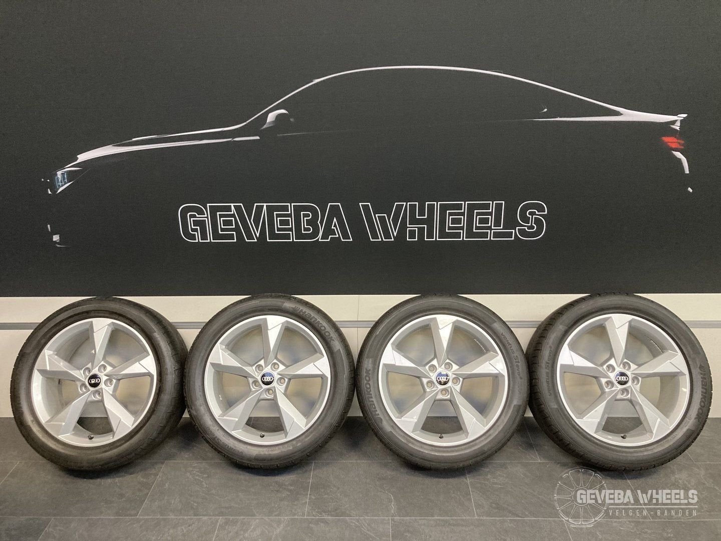 19” originele Audi Q3 F3 S-line velgen + banden 5x112   83A, 19 inch, Gebruikt, -, -