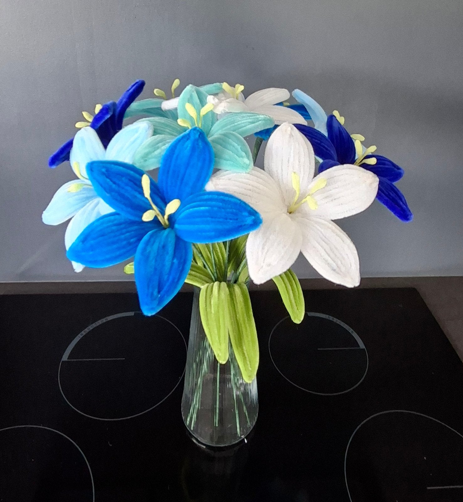 Bloemen chenille / pijpenragers lelie’s blauw, Binnen, 45 cm, Nieuw, Ophalen of Verzenden