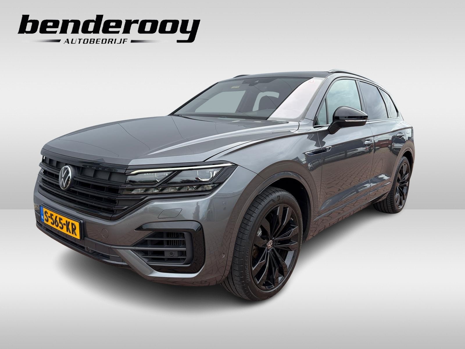 Volkswagen Touareg R 3.0 TSi eHybrid 462pk | Luchtvering | P, Auto's, Automaat, Gebruikt, 2995 cc, 120 €/maand