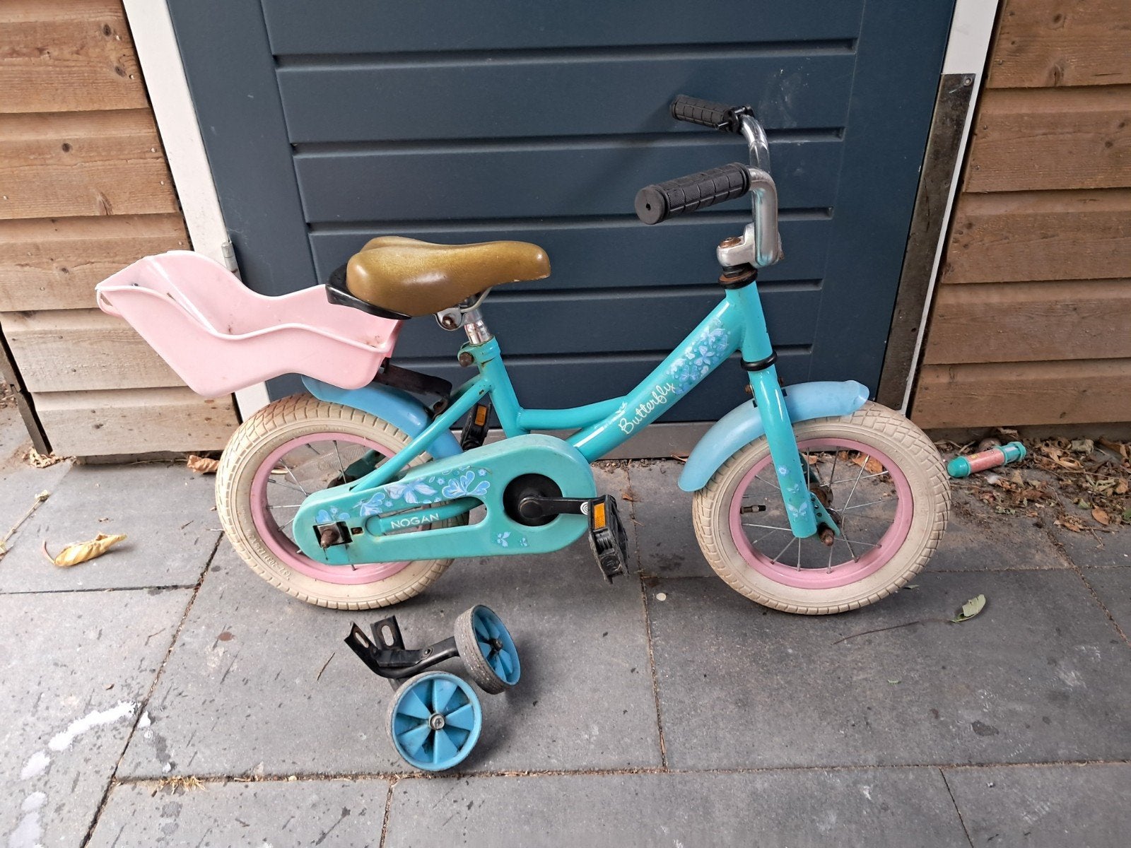 Nogan Butterfly Kinderfiets 12 inch met zijwieltjes, Fietsen en Brommers, Fietsen | Kinderfietsjes, Ophalen, Terugtraprem, Zijwieltjes