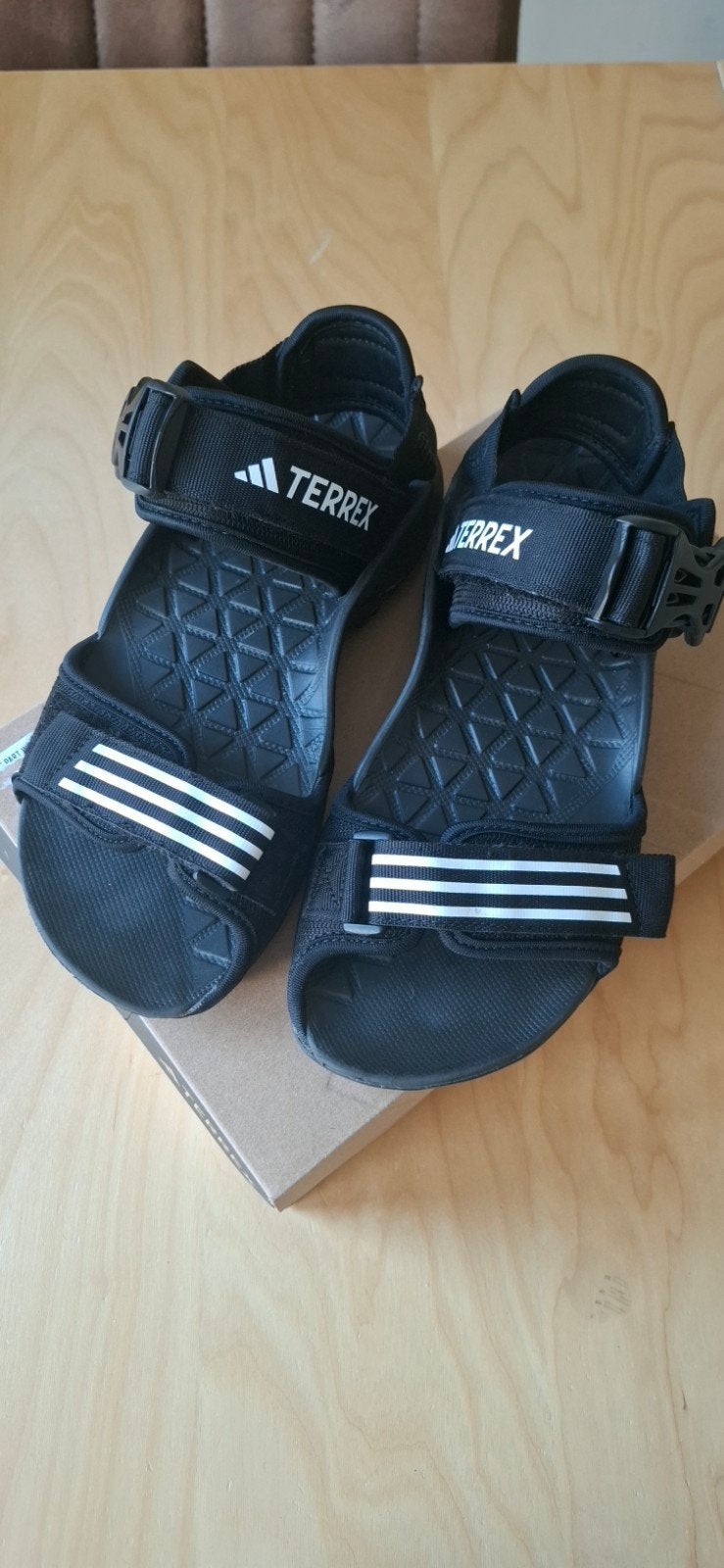 Adidas Sandalen Terrex Cypres DLX maat 37, Sandalen, Zwart, Ophalen of Verzenden, Zo goed als nieuw