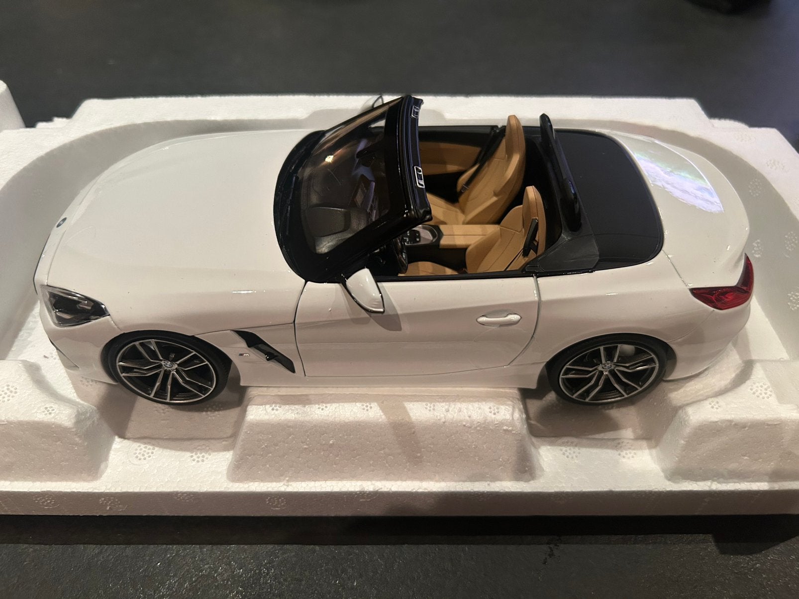 Bmw Z4 G29 1:18 Norev Nieuw! Zeldzaam model in deze kleur!, Hobby en Vrije tijd, Modelauto's | 1:18, Ophalen of Verzenden, Nieuw