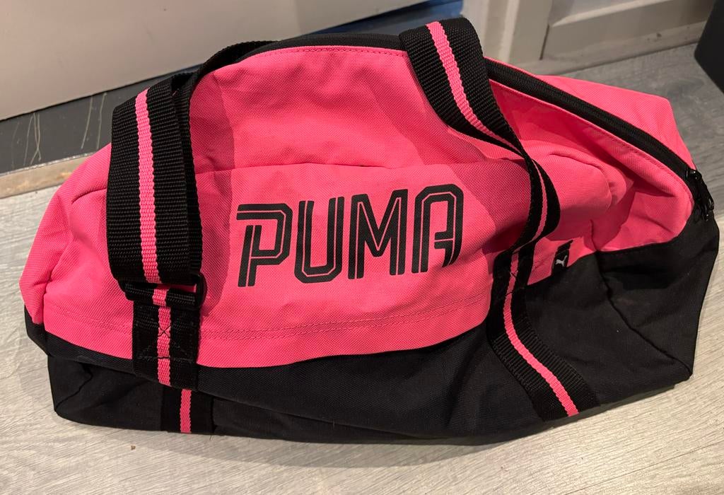 Puma Sporttas Dames - Roze/Zwart, Ophalen of Verzenden, Zo goed als nieuw, Dames