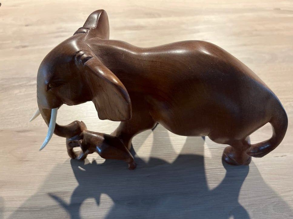 Vintage houten olifant beeldje, Ophalen of Verzenden, Gebruikt, Dier